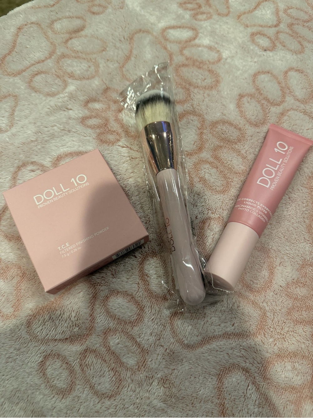 DOLL 10 Pink Blending Brush & Face Duo